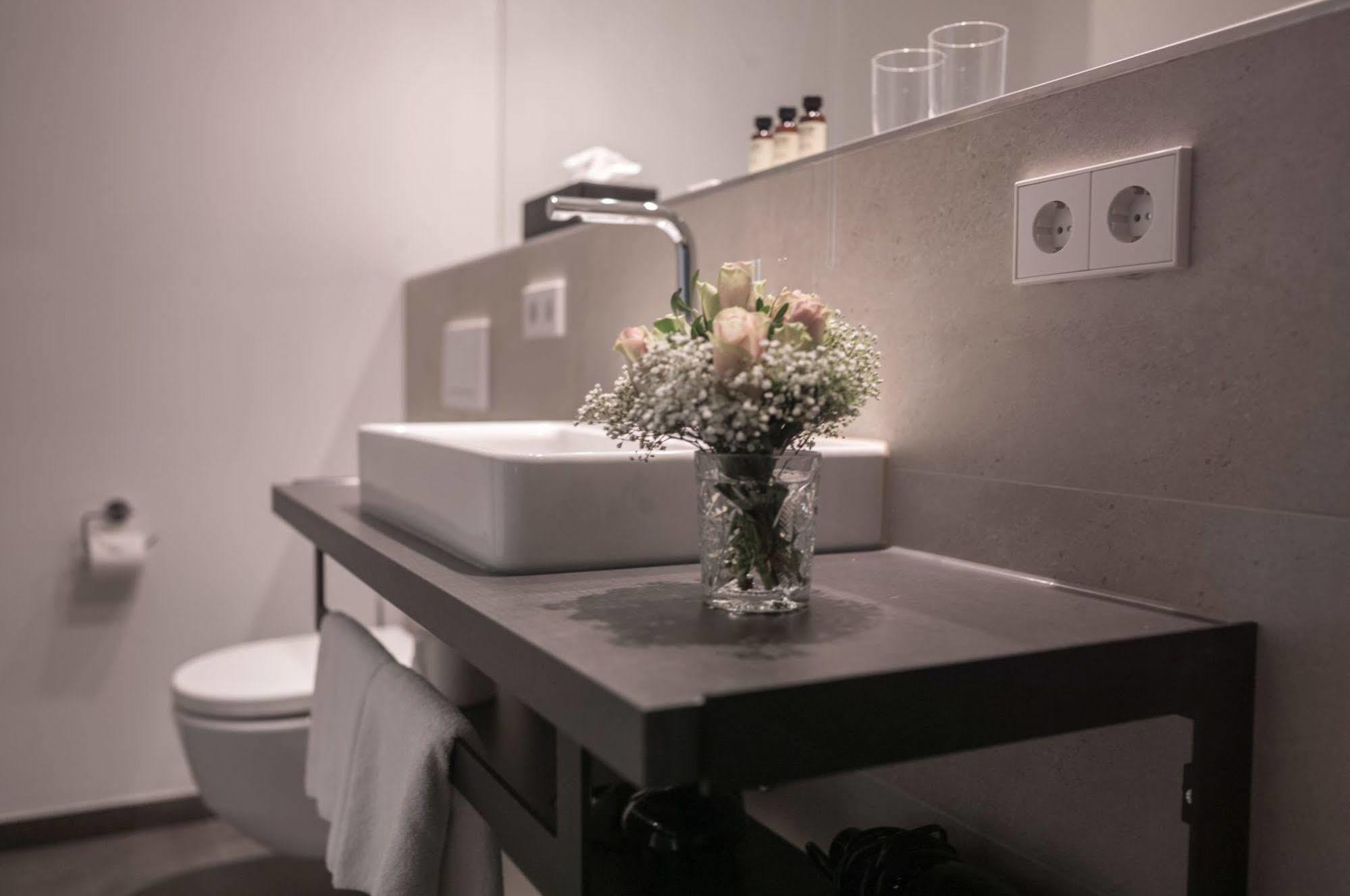 Suytes Aparthotel ไฮเดลเบิร์ก ภายนอก รูปภาพ