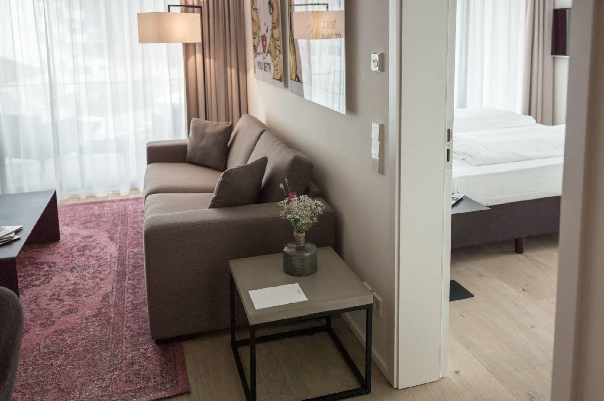 Suytes Aparthotel ไฮเดลเบิร์ก ภายนอก รูปภาพ